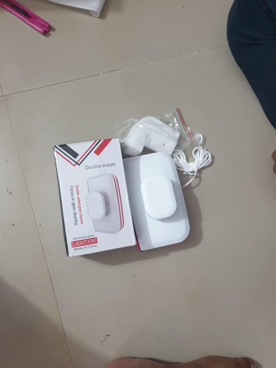 Double Sided Glass Cleaner